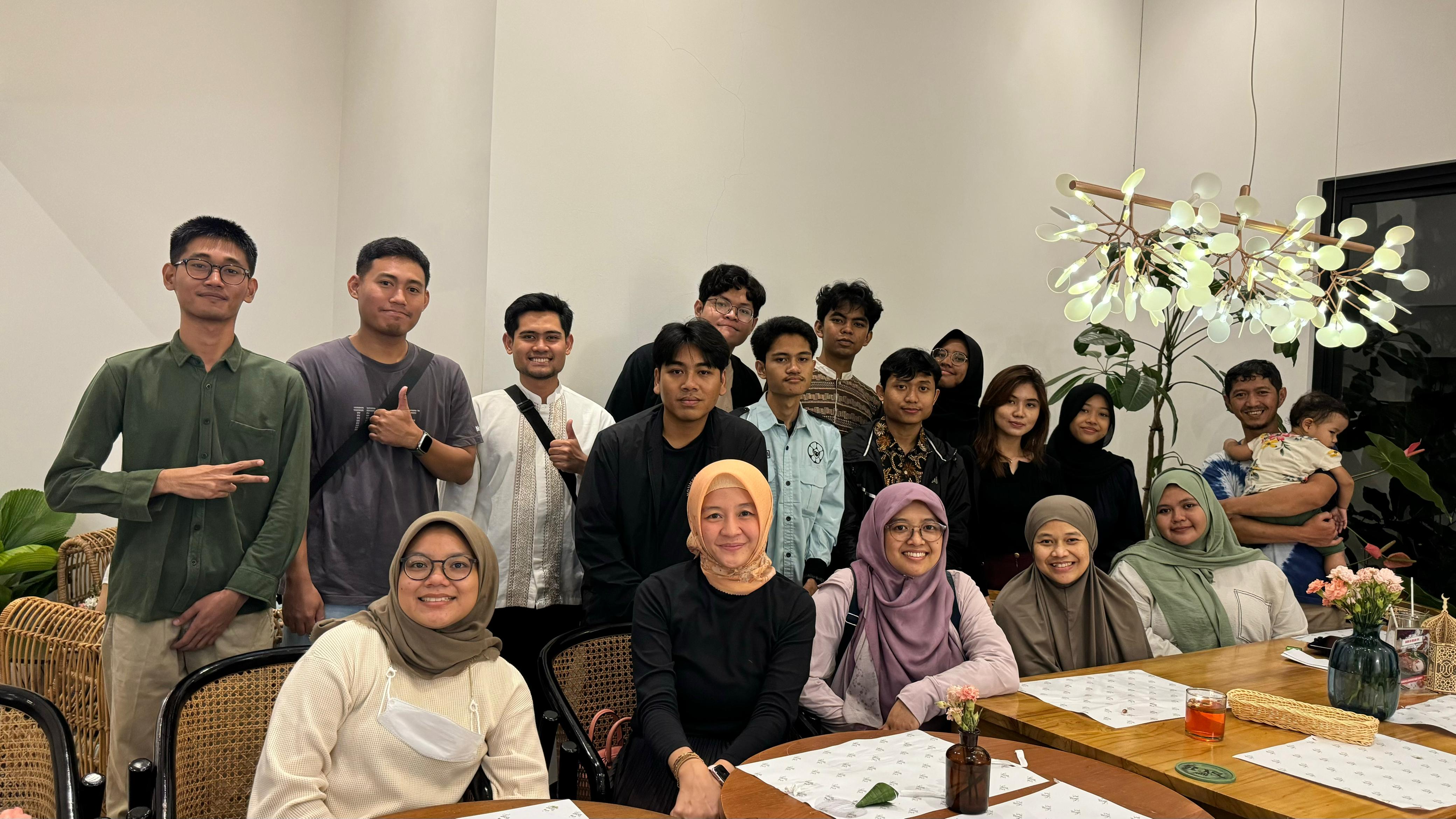 Kebersamaan Alumni dan Beswan Beasiswa Matahari